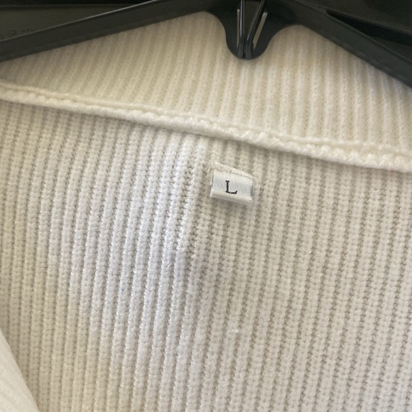 Oversized Slouchy Quarter Zip sweater in cream/off white size large - Picture 6 of 8